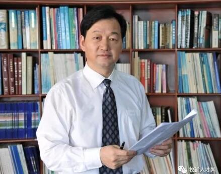 秦英林先生.jpg